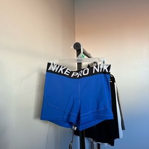 Nike Pro